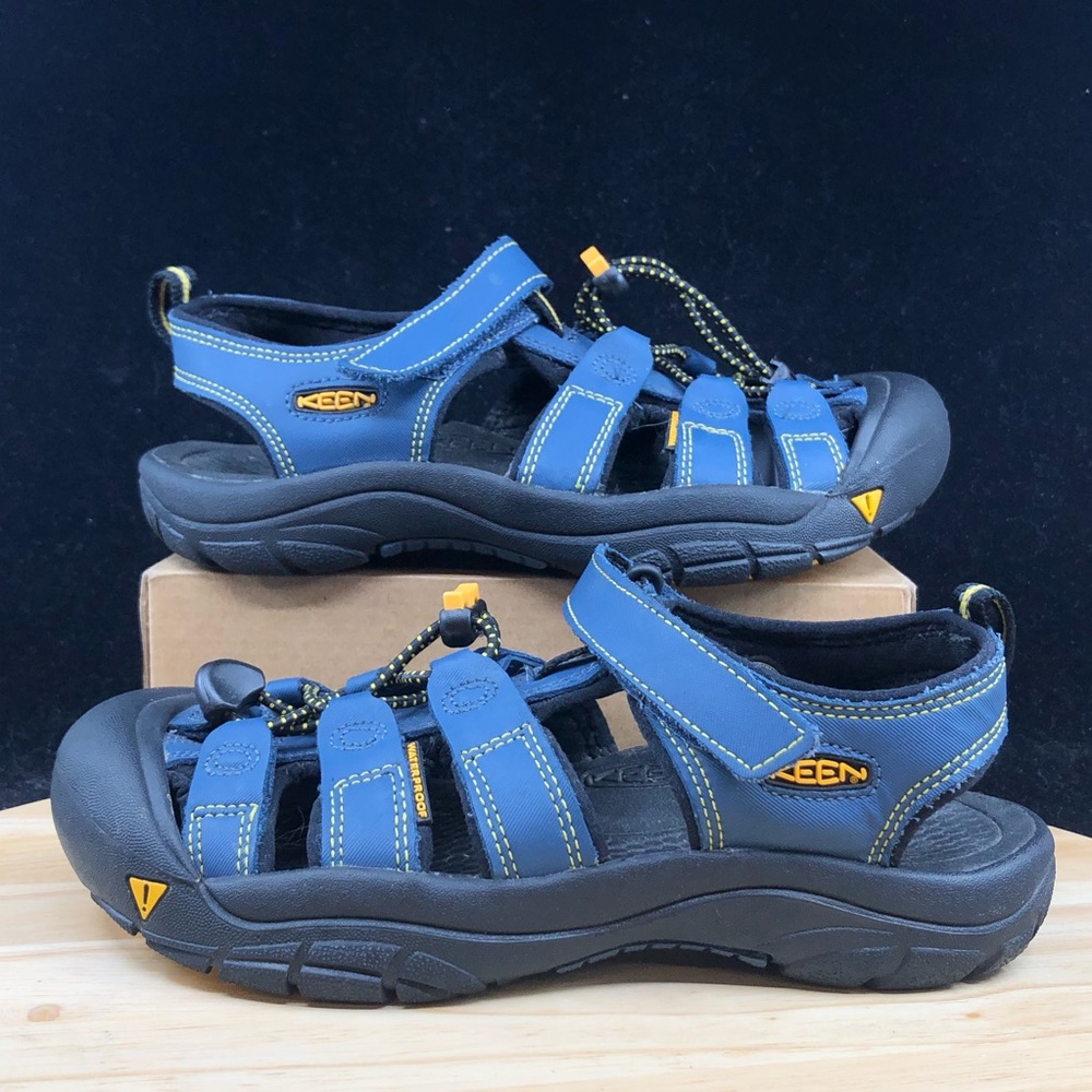 KEEN Kids Blue and Black Sandals